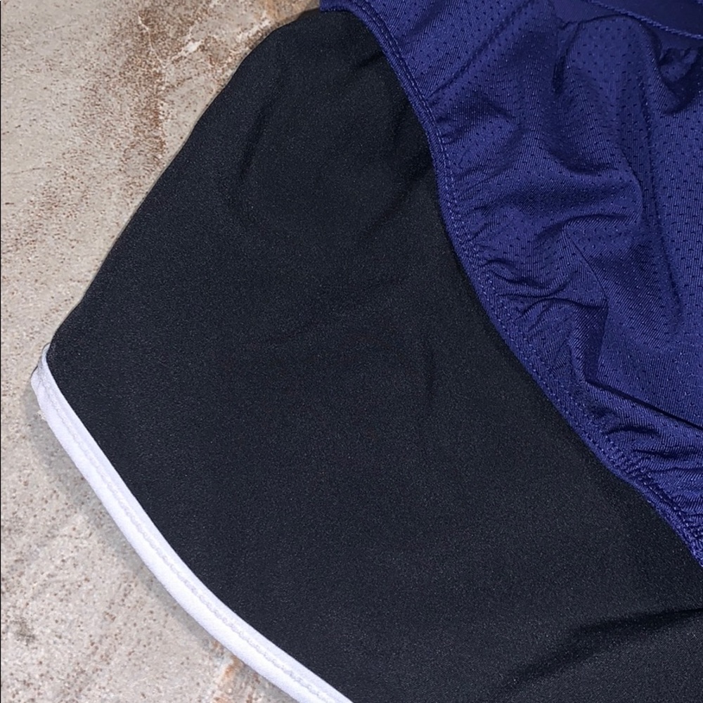 Navy Fabletics Shorts - Picture 7 of 11
